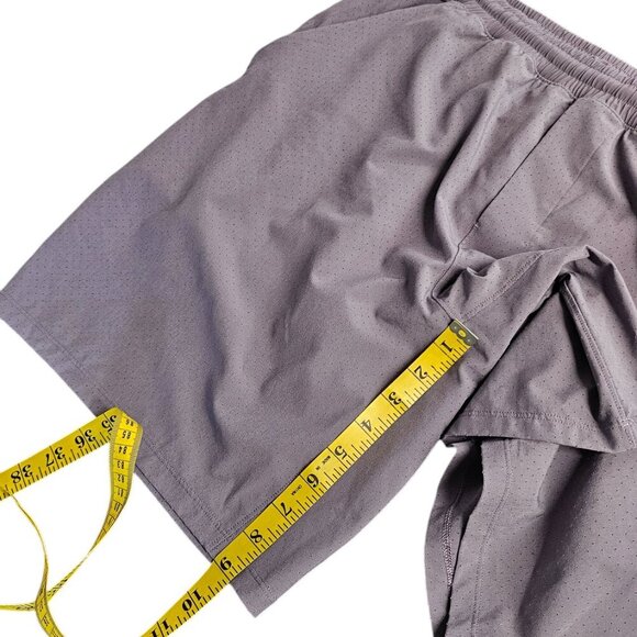 Lululemon Mens Pace Breaker Short, Lined Perforated 9" Graphite Purple, Size XL - Picture 5 of 8